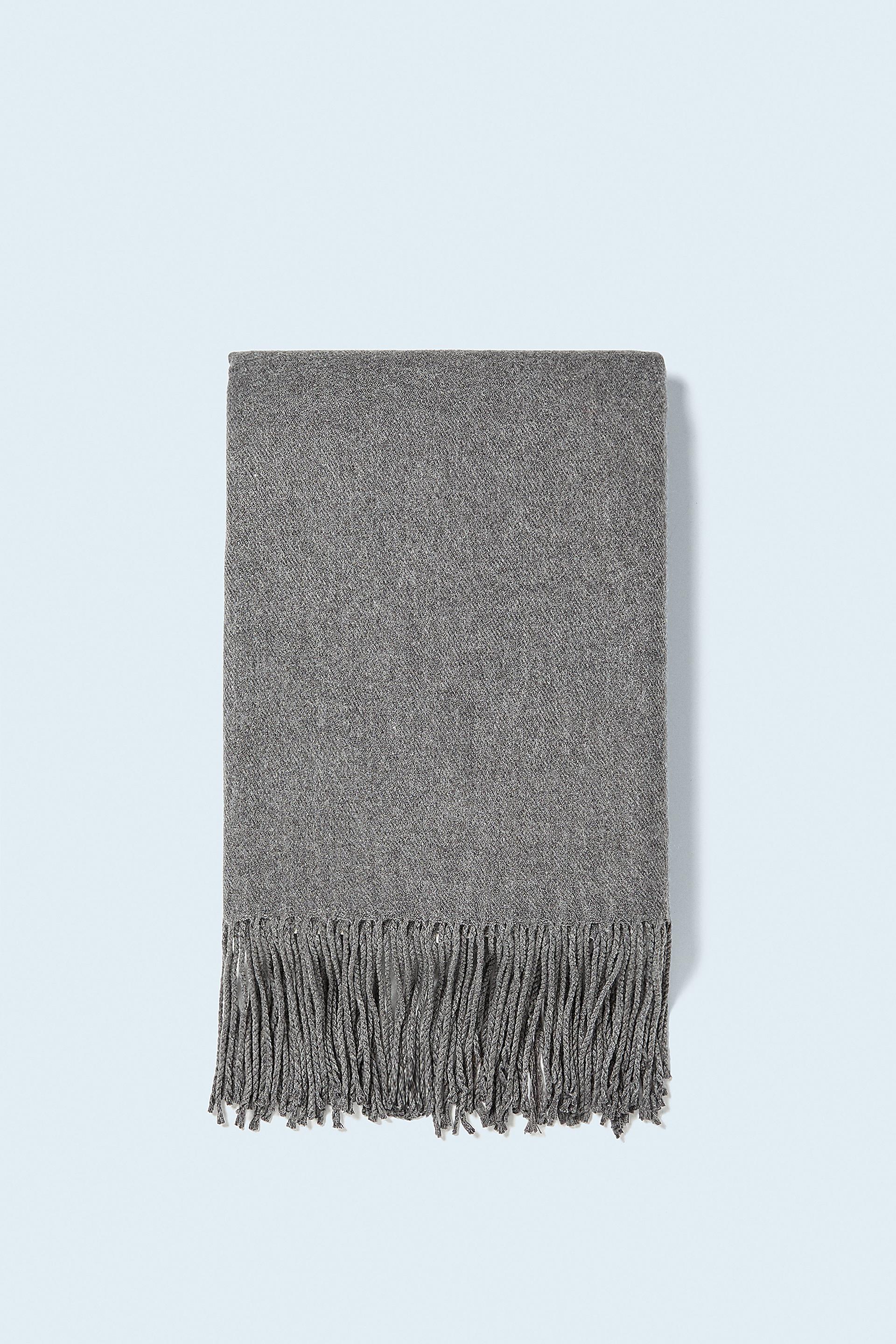 Серый шарф с бахромой Zara
