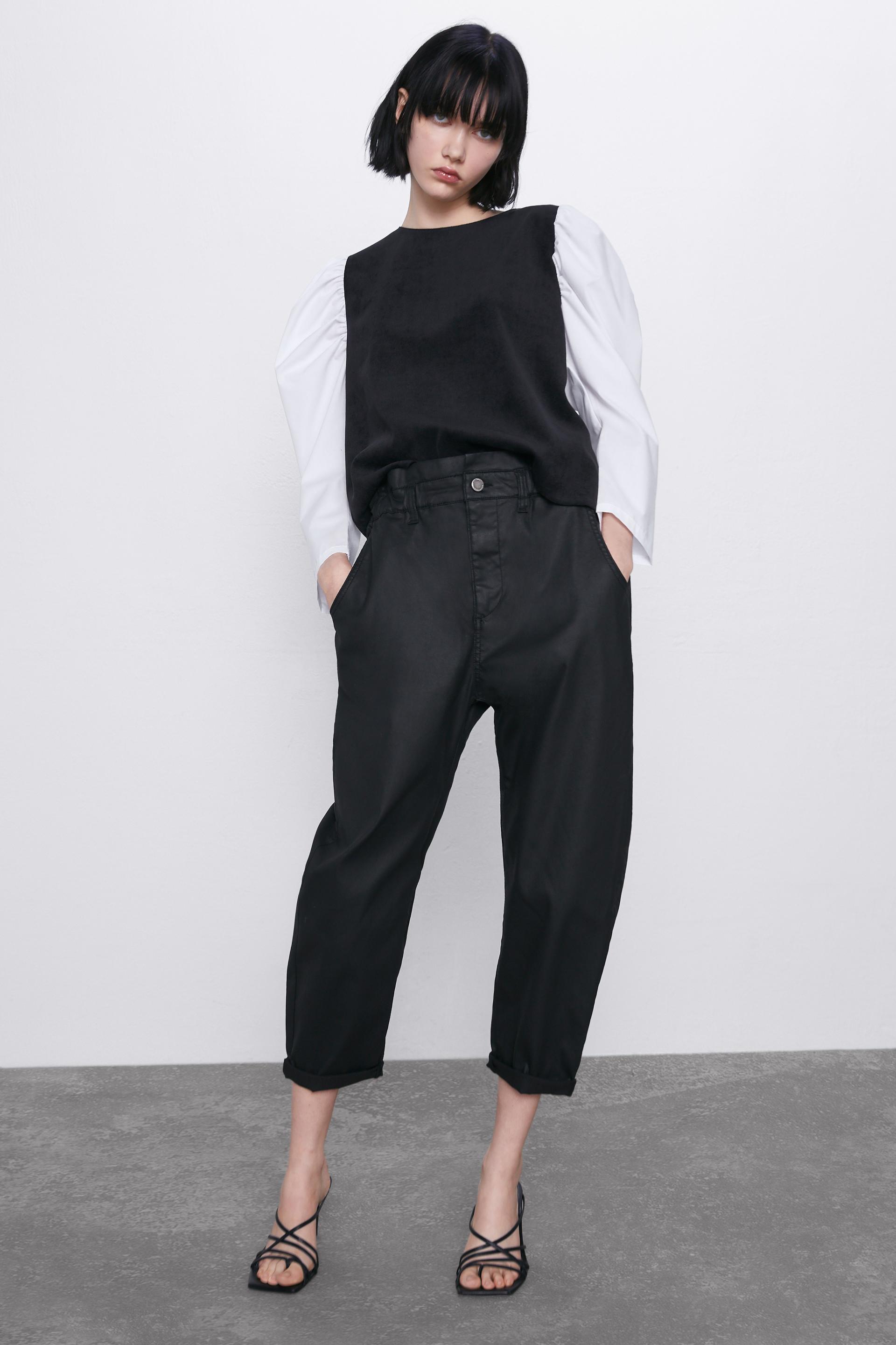 брюки свободного кроя с вощеным покрытием ЧЕРНЫЙ Zara