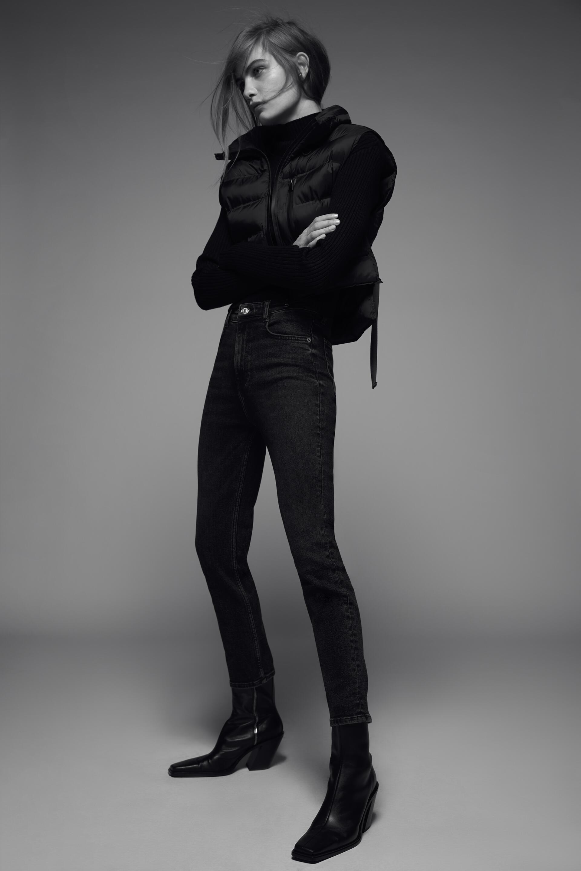джинсы скинни в винтажном стиле с высокой посадкой АНТРАЦИТОВО-СЕРЫЙ Zara
