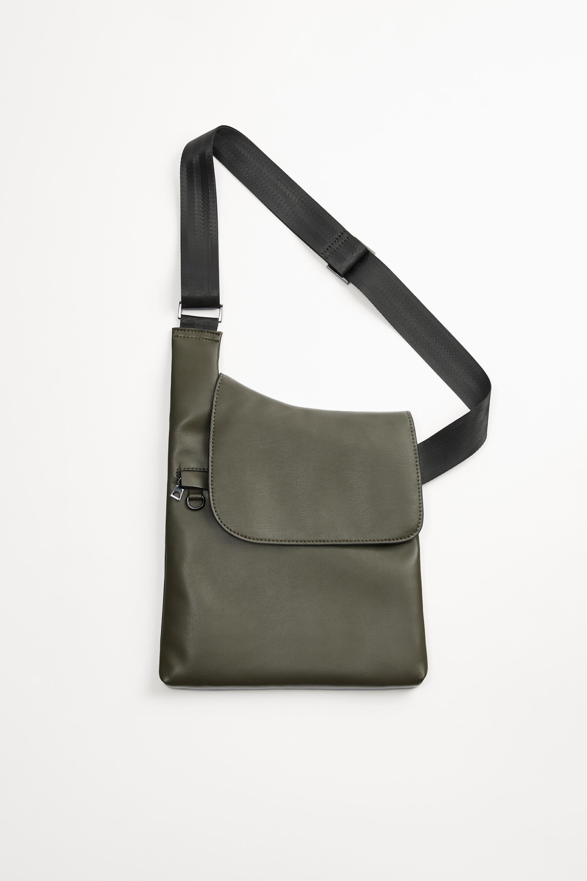 мягкая сумка с плечевым ремнем и клапаном Зеленый хаки Zara