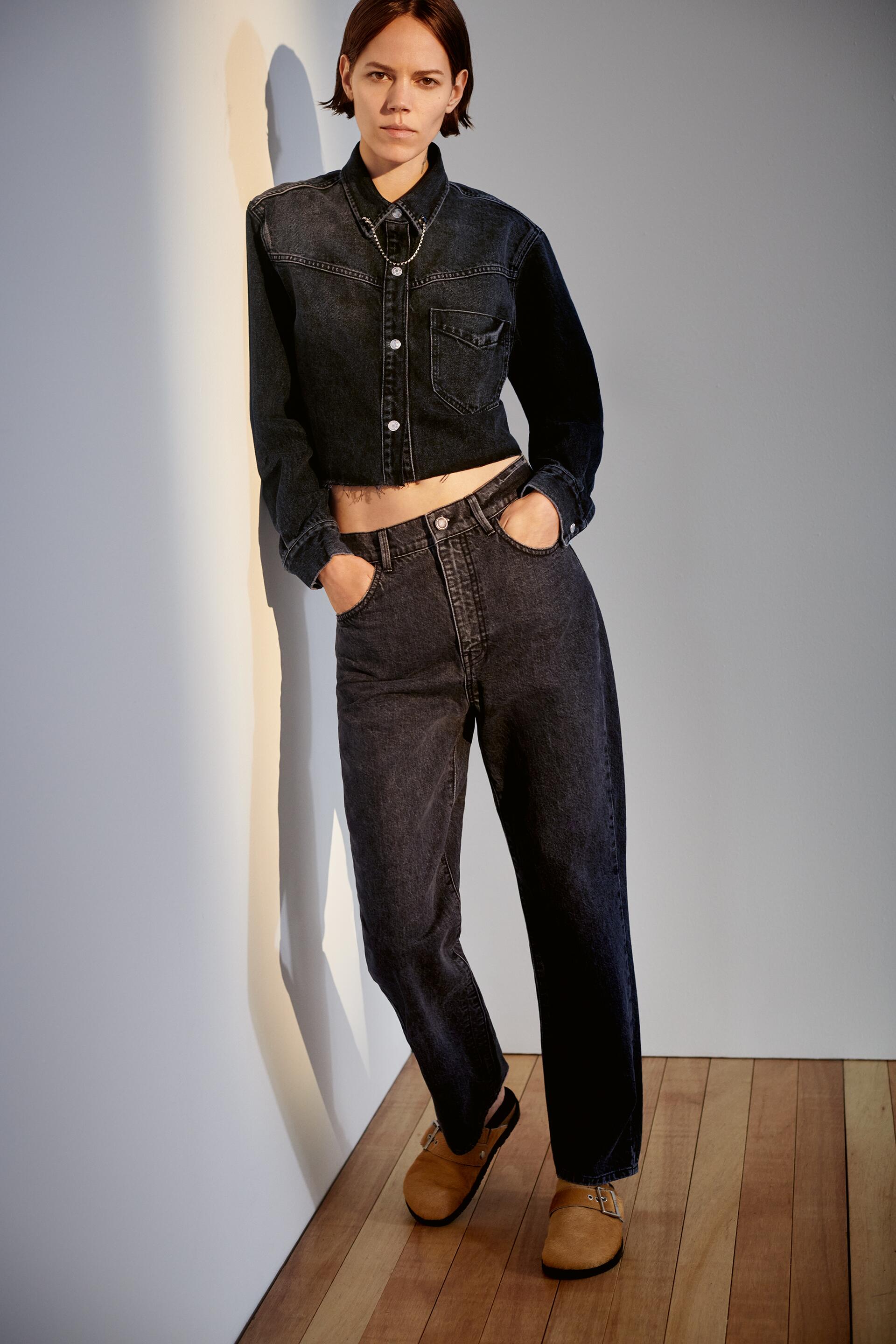 джинсовая куртка с декоративной деталью на воротнике ЧЕРНЫЙ Zara