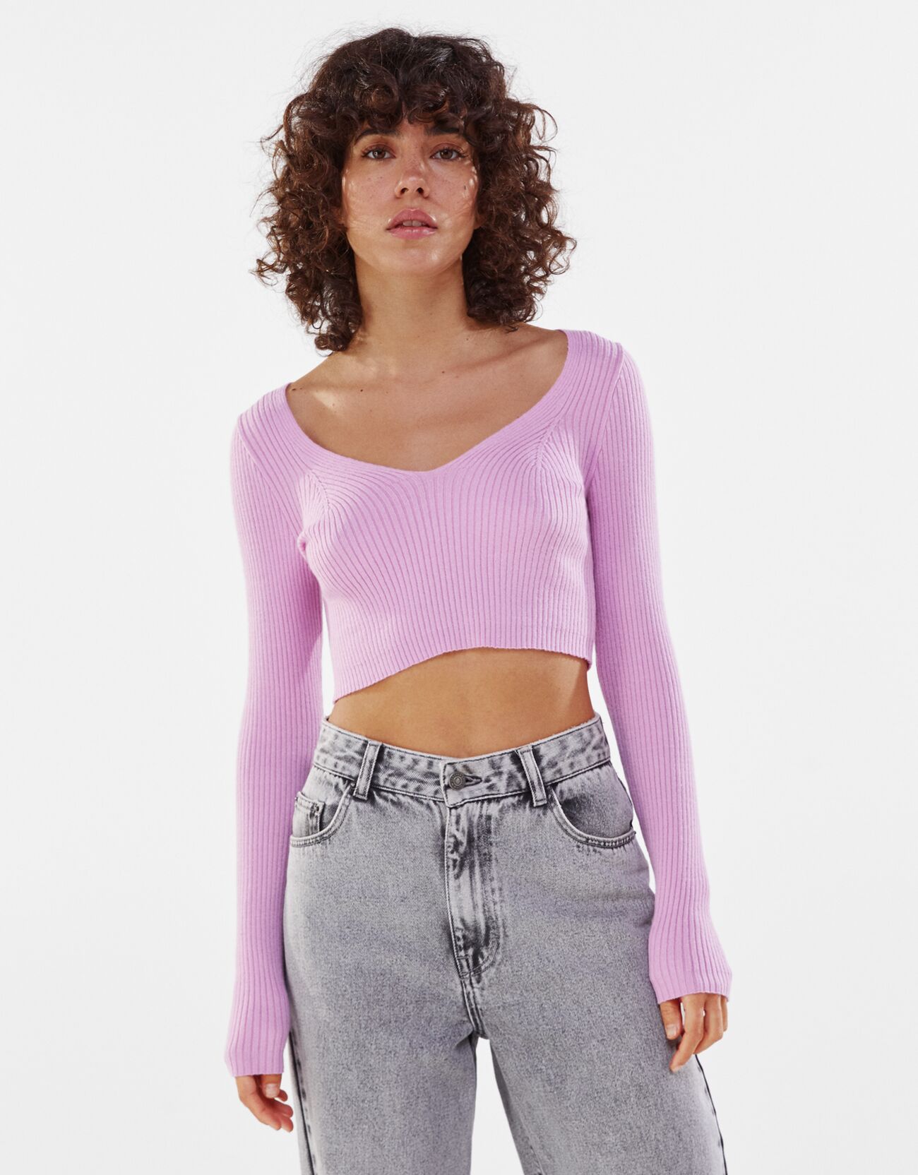 Укороченный свитер с V-образным вырезом Розовый Bershka