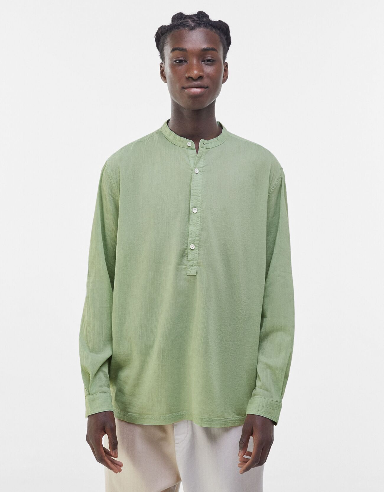 Рубашка с длинными рукавами и сборками Зеленый Bershka