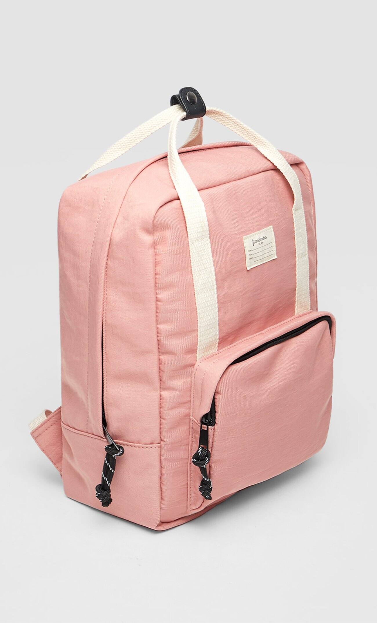 Мини-рюкзак из нейлона Цвет розового макияжа Stradivarius