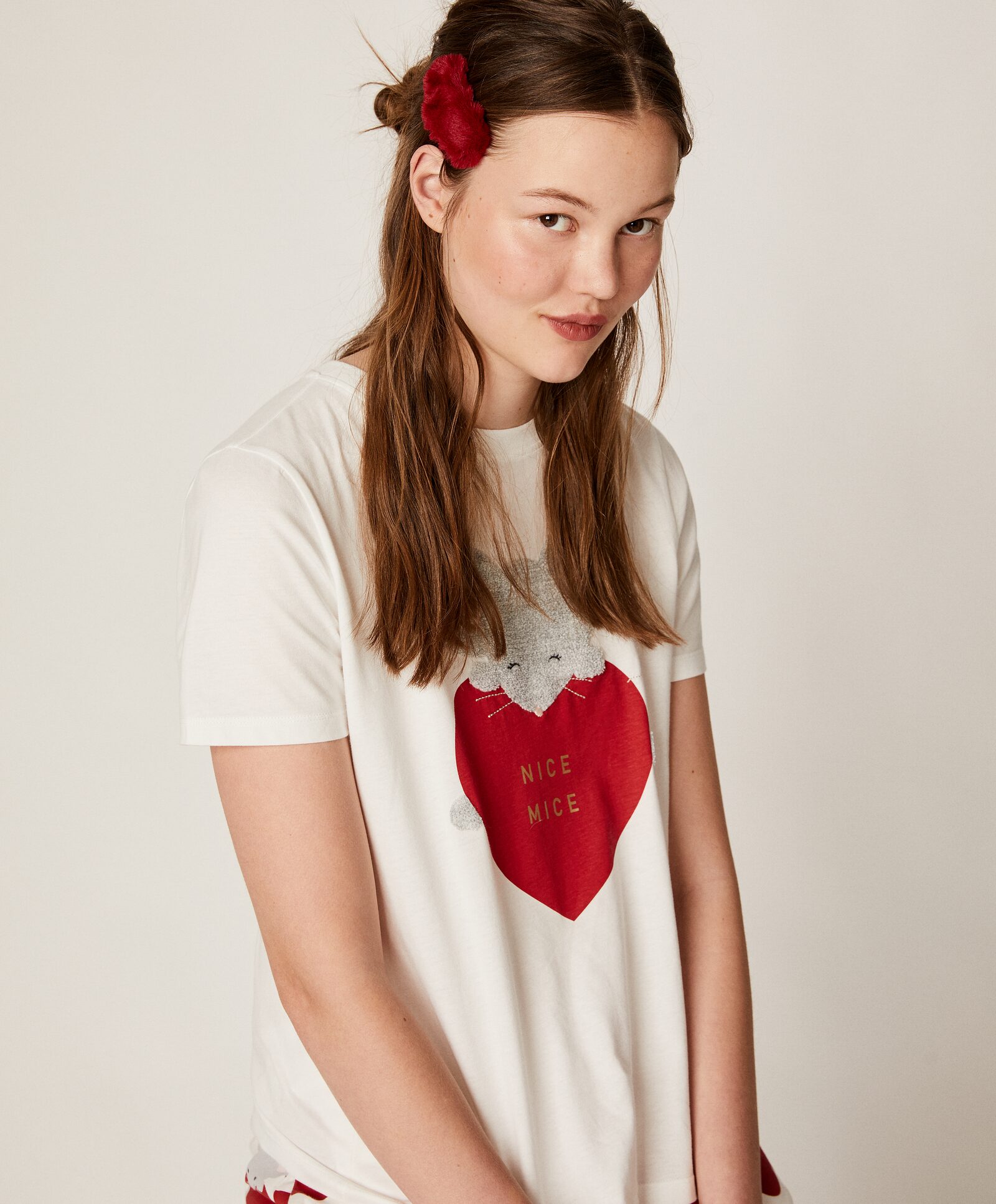 Короткая футболка с принтом «Мышка и сердечко» ЭКРЮ Oysho